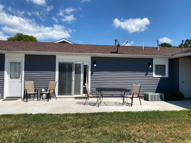 26851 S 620 Road, Grove, OK 74344