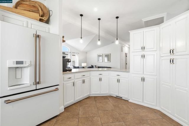 19175 Carlton Ave, Castro Valley, CA 94546