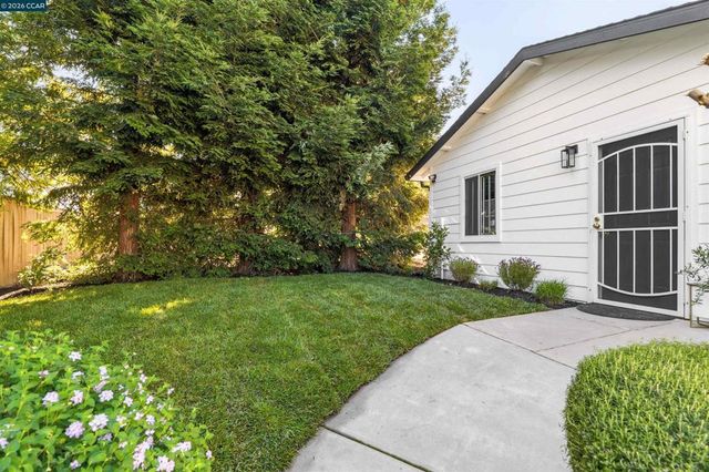 19175 Carlton Ave, Castro Valley, CA 94546