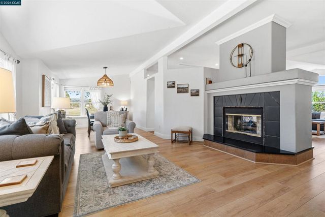 19175 Carlton Ave, Castro Valley, CA 94546