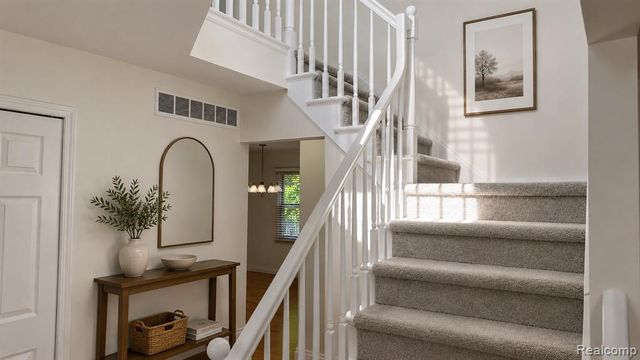 16966 White Haven Drive, Northville, MI 48168