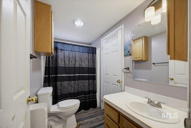 17903 Sand Hollow Rd, Caldwell, ID 83607