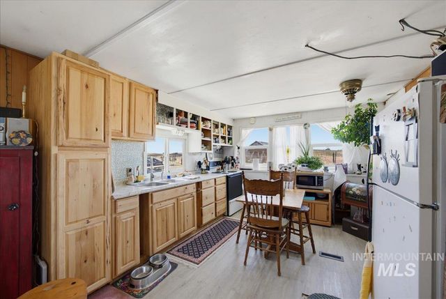 17903 Sand Hollow Rd, Caldwell, ID 83607