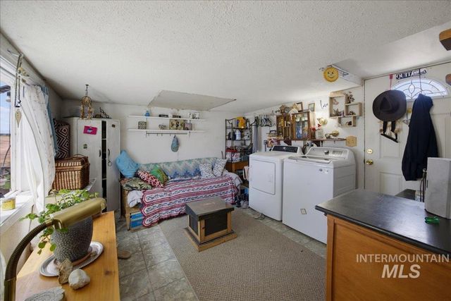 17903 Sand Hollow Rd, Caldwell, ID 83607
