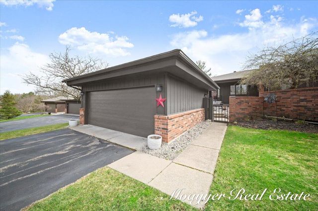 6204 Tahoe Drive, Grand Rapids, MI 49546