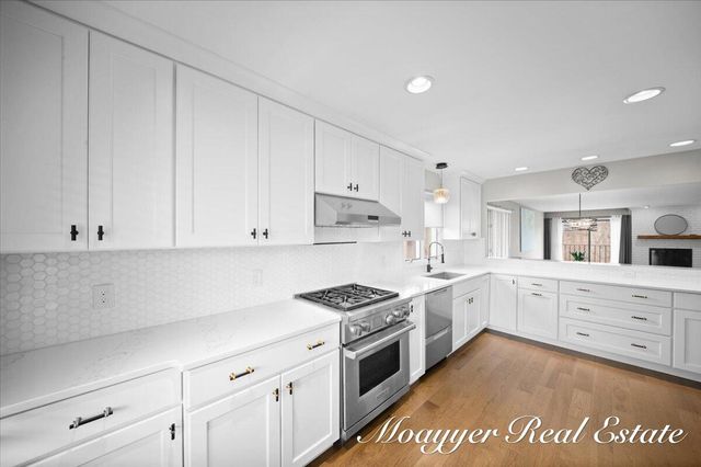 6204 Tahoe Drive, Grand Rapids, MI 49546