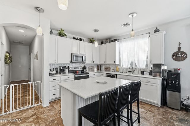 4937 W MELODY Lane, Laveen, AZ 85339