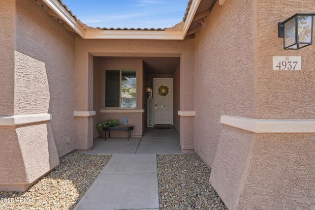 4937 W MELODY Lane, Laveen, AZ 85339