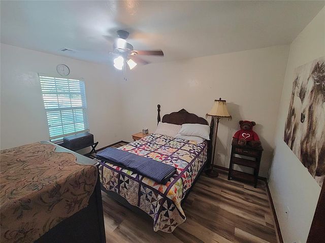 8319 Shadow Lake Drive, Blanchard, OK 73010