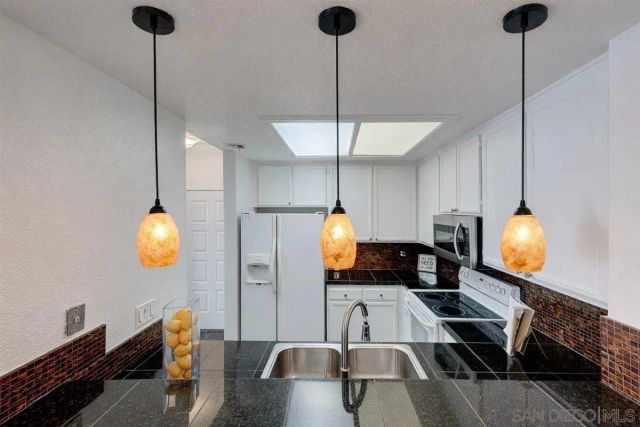 2232 River Run Dr 198, San Diego, CA 92108