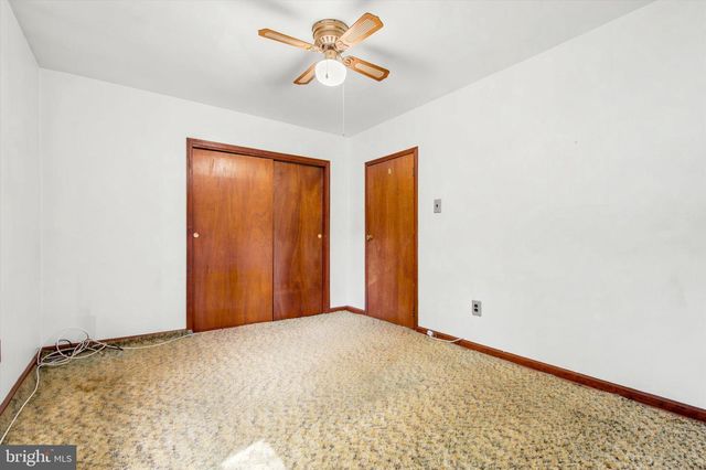 2206 LENHART RD, Colmar, PA 18915