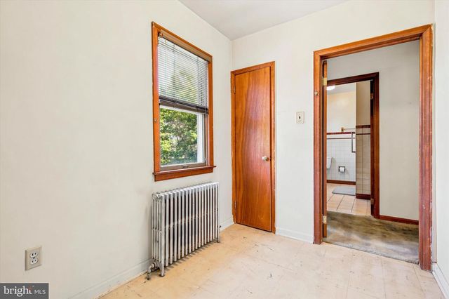 2206 LENHART RD, Colmar, PA 18915