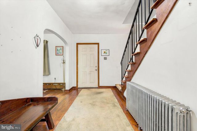 2206 LENHART RD, Colmar, PA 18915