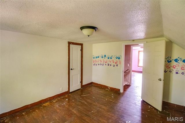 2020 Country Club Drive, Alton, IL 62002