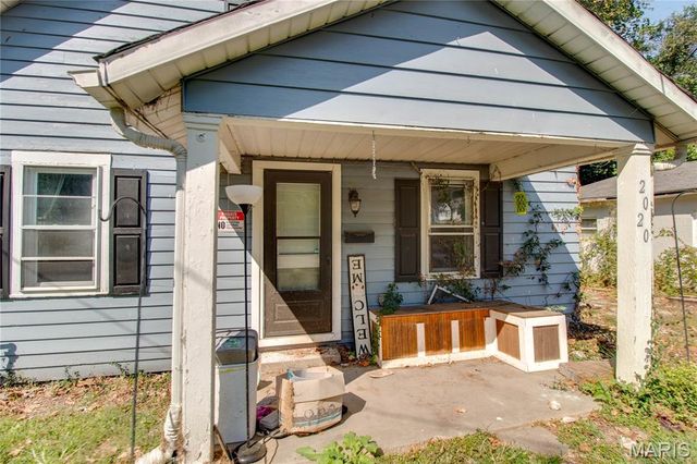 2020 Country Club Drive, Alton, IL 62002