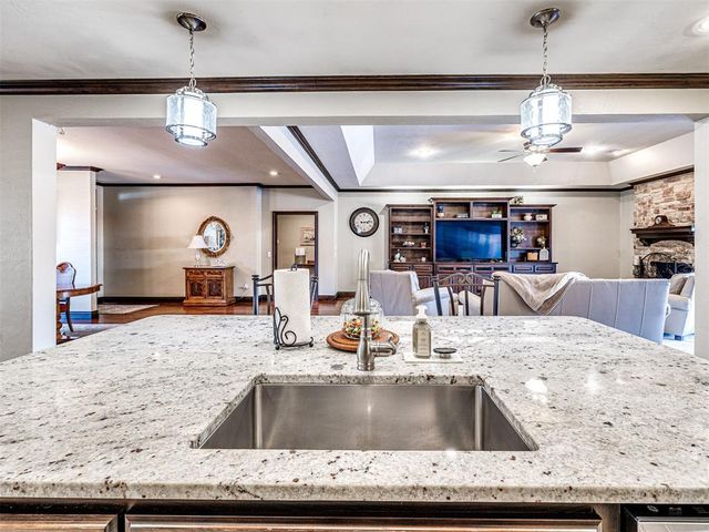 6101 Plum Thicket Road, Oklahoma City, OK 73162