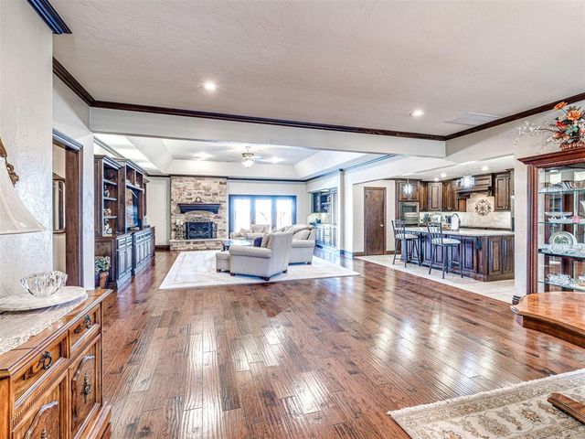 6101 Plum Thicket Road, Oklahoma City, OK 73162