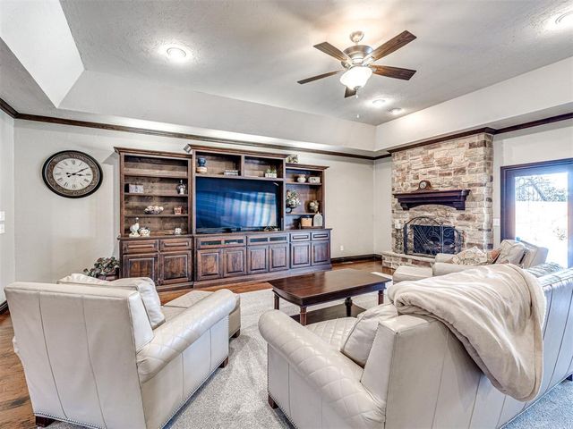 6101 Plum Thicket Road, Oklahoma City, OK 73162