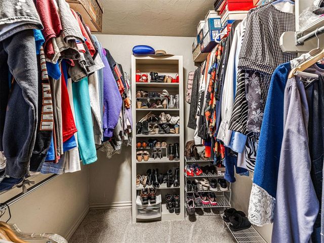 6101 Plum Thicket Road, Oklahoma City, OK 73162