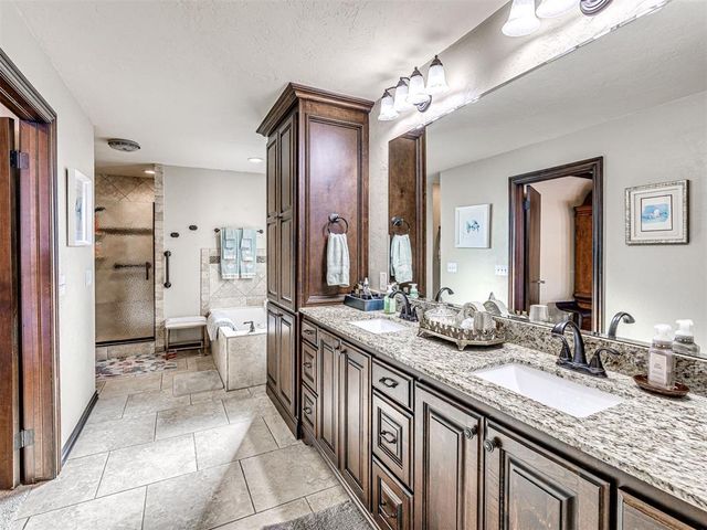 6101 Plum Thicket Road, Oklahoma City, OK 73162