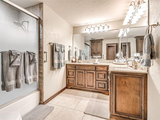 6101 Plum Thicket Road, Oklahoma City, OK 73162