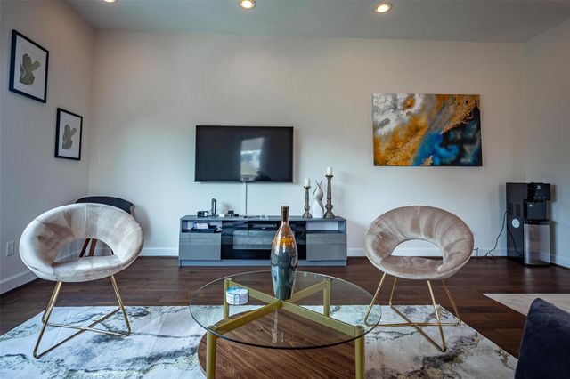 1507 Hickory Street, Houston, TX 77007