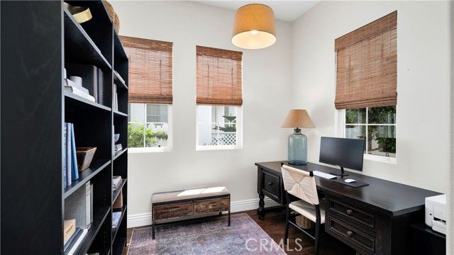 90 Winslow Lane, Irvine, CA 92620