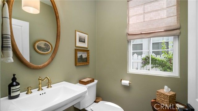 90 Winslow Lane, Irvine, CA 92620