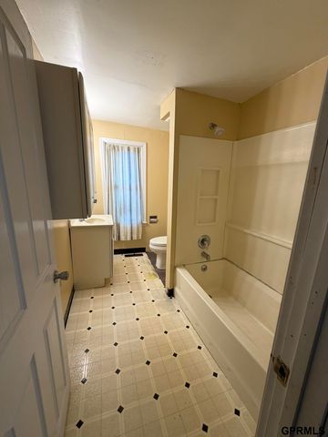 606 Main Street, Crete, NE 68333