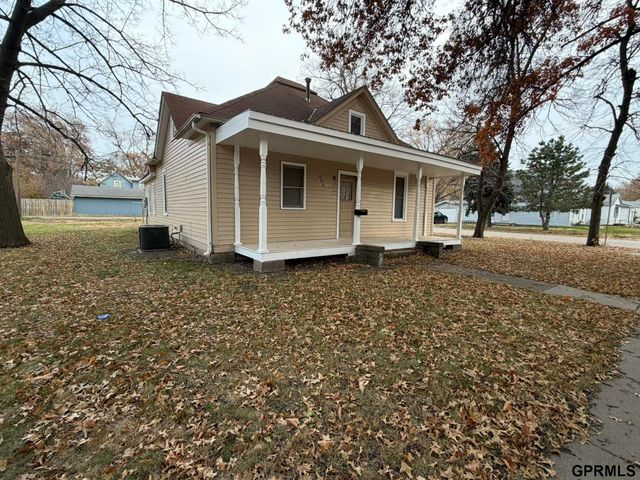 606 Main Street, Crete, NE 68333