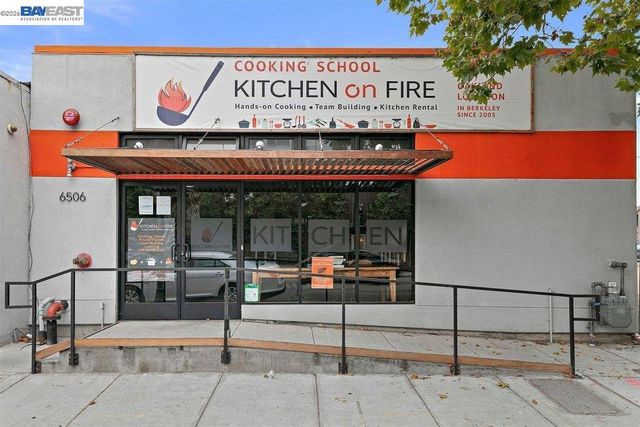 6501 San Pablo Ave 208, Oakland, CA 94608