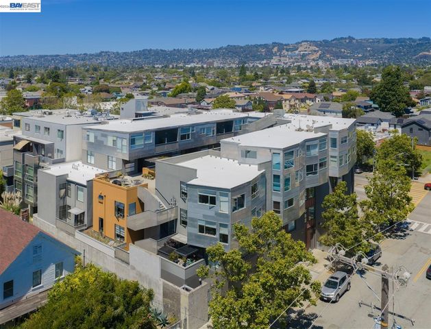 6501 San Pablo Ave 208, Oakland, CA 94608