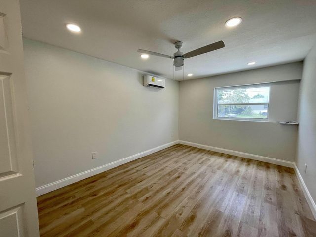 4790 Alberta Avenue, West Palm Beach, FL 33417