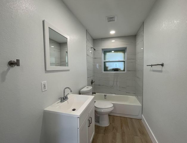 4790 Alberta Avenue, West Palm Beach, FL 33417