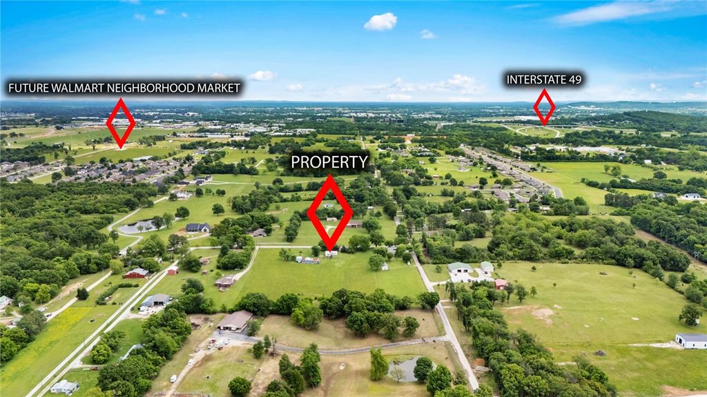 416 S Zion Street, Lowell, AR 72745