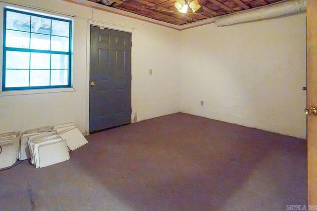 490 W Morrow Street, Batesville, AR 72501