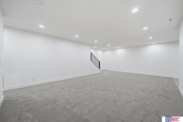 9350 S 86th Street, Lincoln, NE 68526