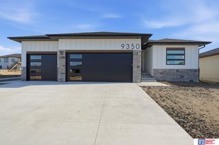 9350 S 86th Street, Lincoln, NE 68526