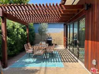 3836 1/2 Seneca Avenue, Los Angeles, CA 90039