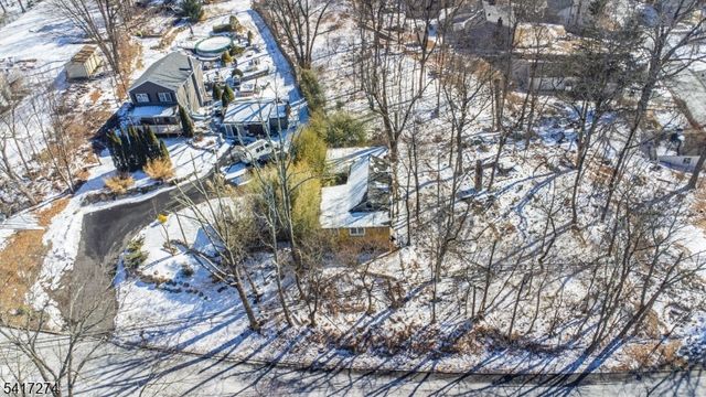 104 Espanong Rd, Jefferson Twp., NJ 07849