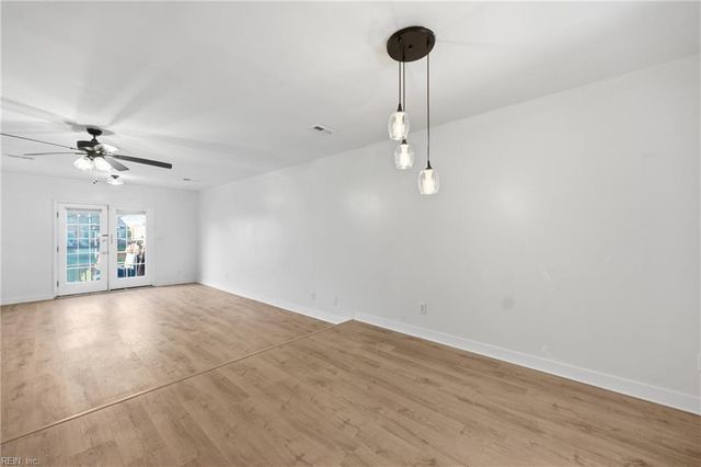 943 Allendale DR, Hampton, VA 23669