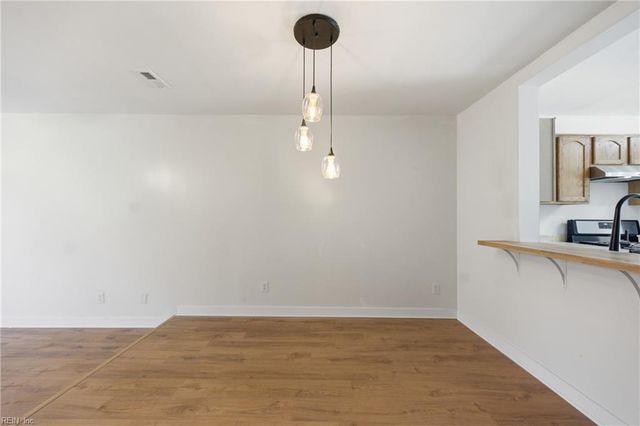 943 Allendale DR, Hampton, VA 23669