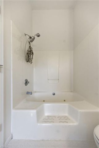 943 Allendale DR, Hampton, VA 23669