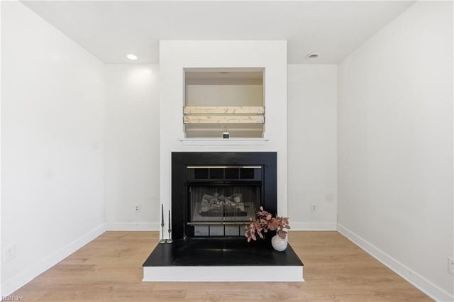 943 Allendale DR, Hampton, VA 23669