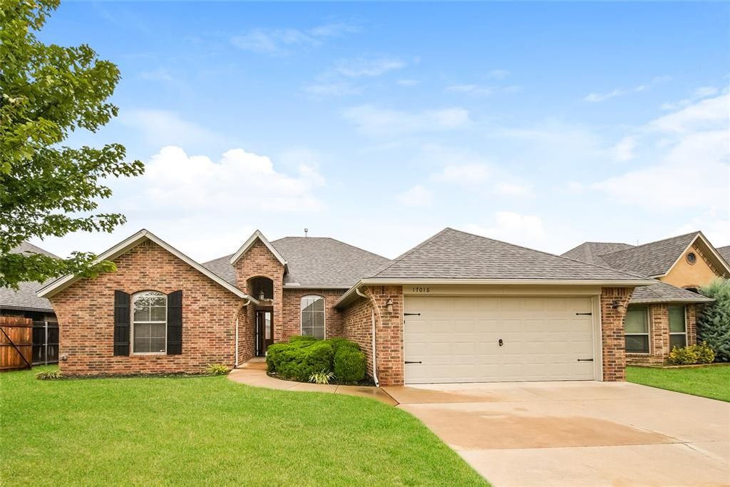 17016 Barcelona Drive, Oklahoma City, OK 73170