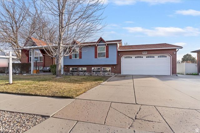 845 E CASSIE DR, South Ogden, UT 84405