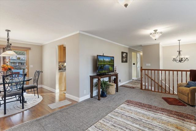 845 E CASSIE DR, South Ogden, UT 84405