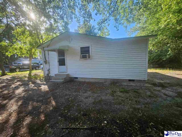1104 W 12th Ave, Lake View, SC 29563