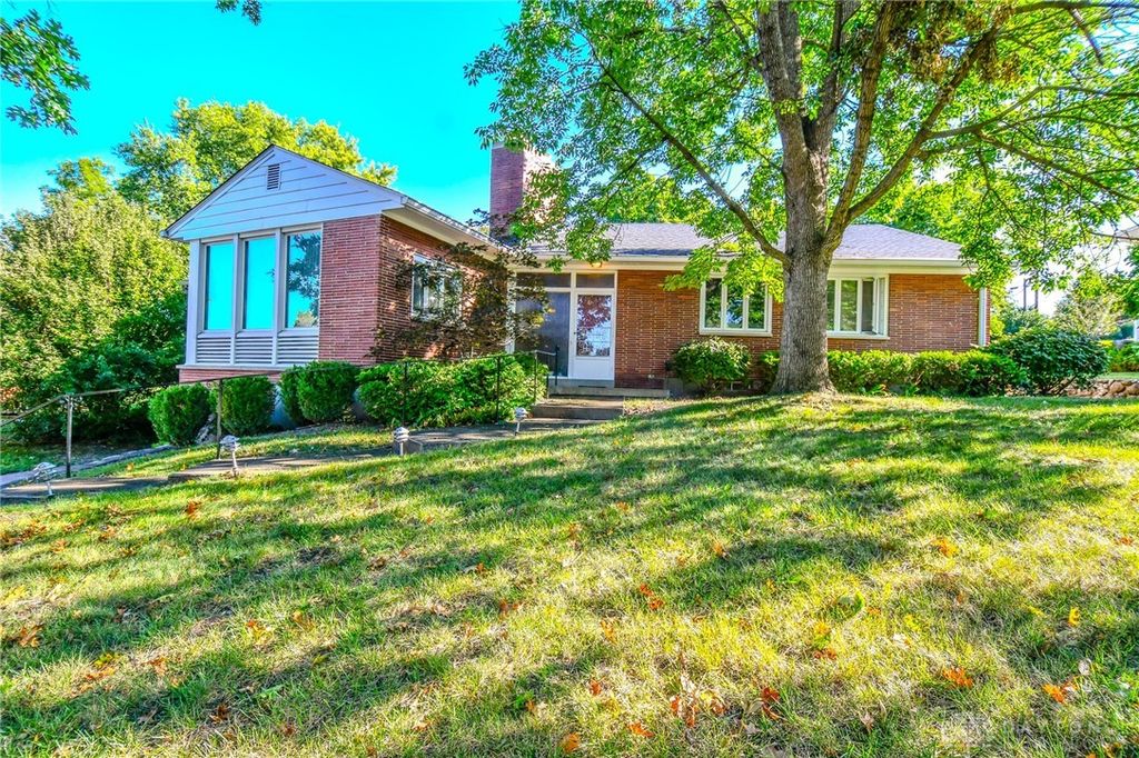 927 Cottonwood Road, Dayton, OH 45419