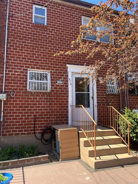 570 Christopher Avenue, Brooklyn, NY 11212